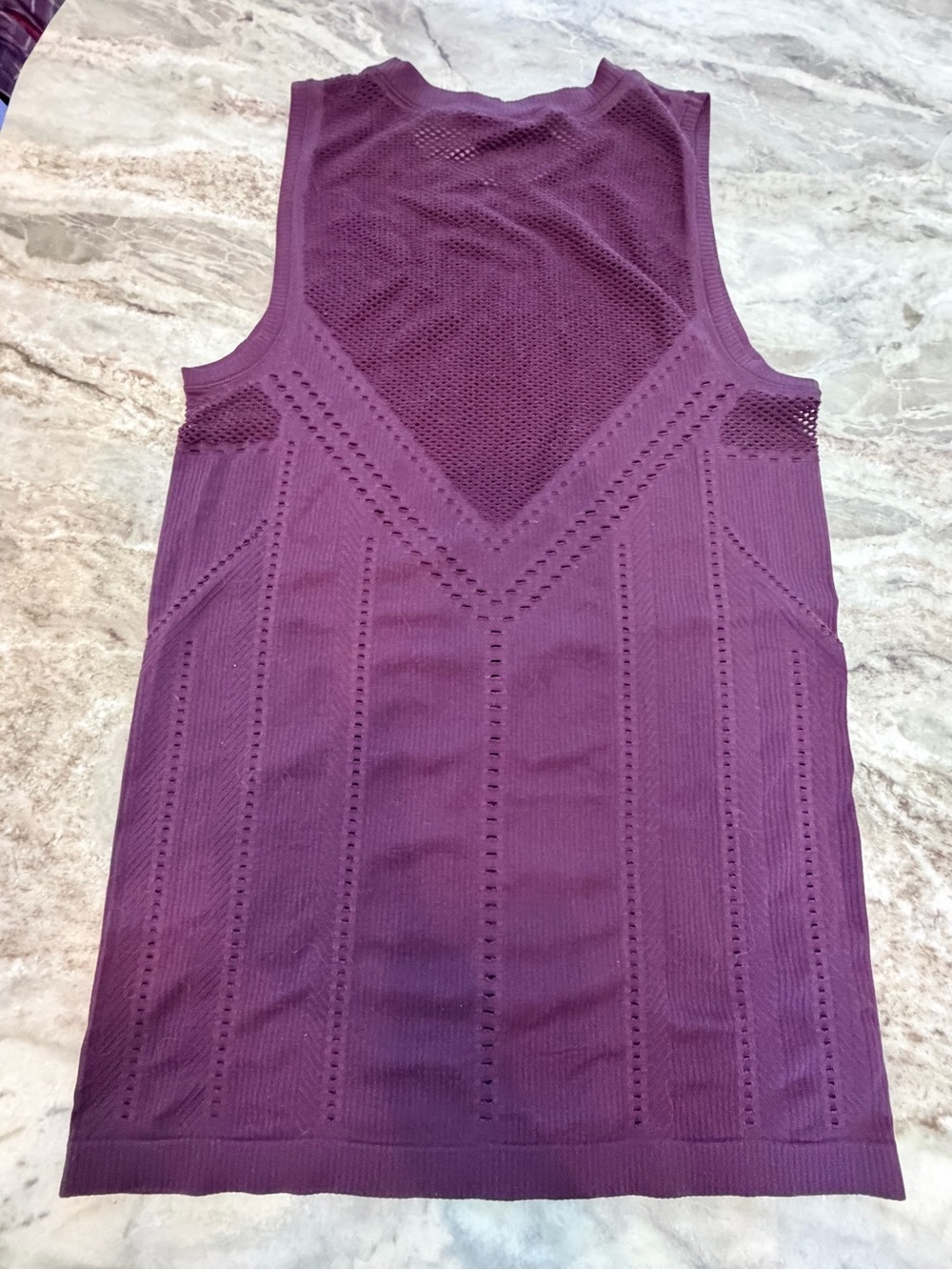 Athleta Small Seamless Mesh Ventilated Workout Tank Plum Purple Activewear - Picture 5 of 8